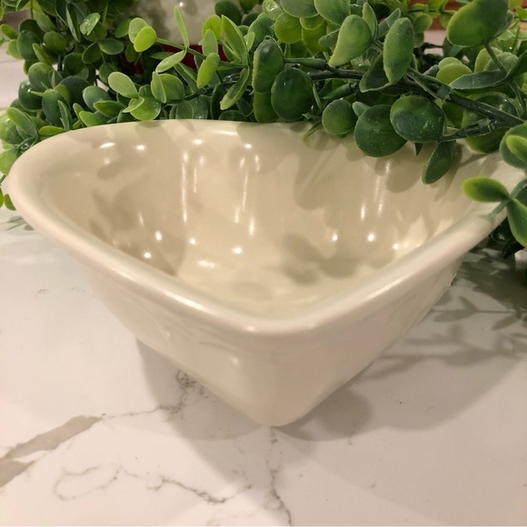 Pfaltzgraaf cream white heart candy  dish stoneware EUC - Picture 4 of 4